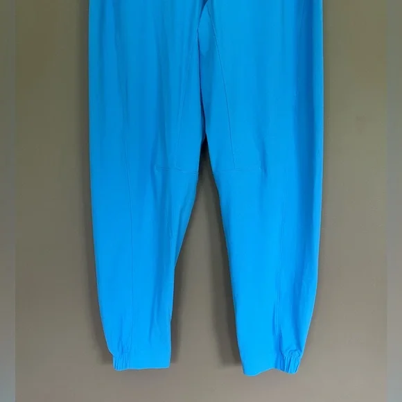 {Lululemon} License to Train High-Rise Pant in Aero Blue - Womens 6 - Picture 3 of 10